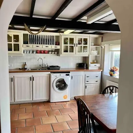 Holiday home Sweet Lamb New Ross